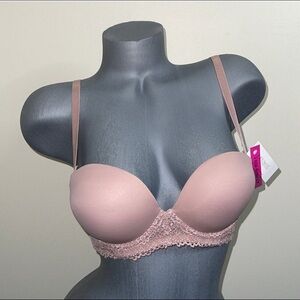 Super Push Up Extreme Padded Maximum Lift Lace Multi-way Strapless Bra.